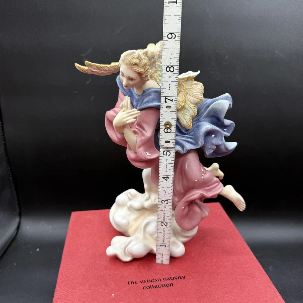 Vintage The Vatican Nativity Collection Porcelain Angel Figurine Medium Gold